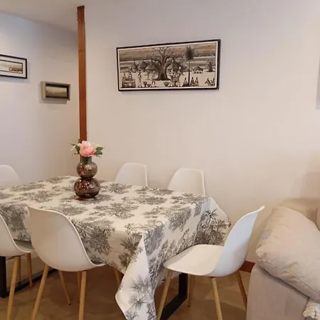 Daire Calderon Playa Gijón